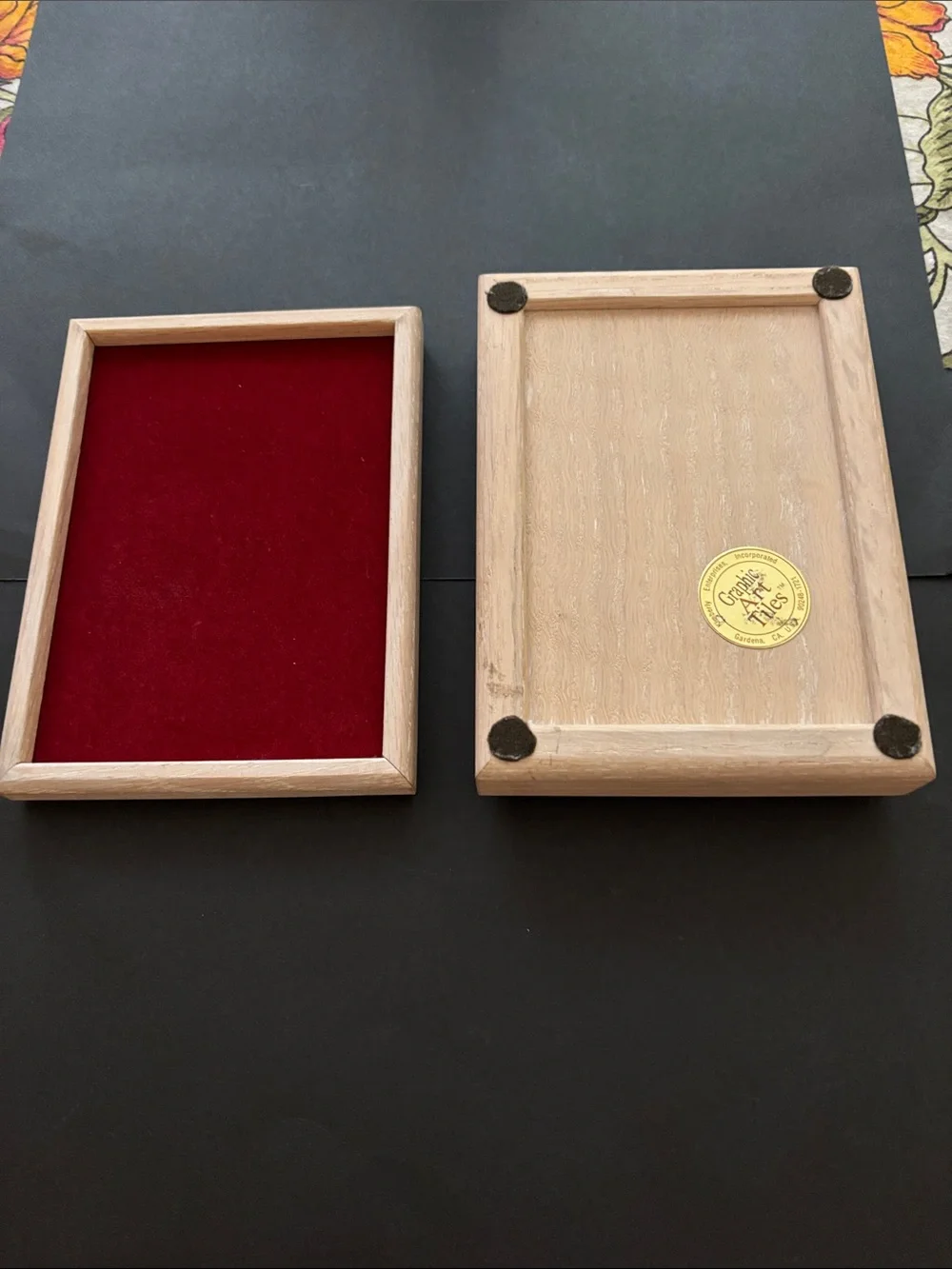 N/A elegant framed
